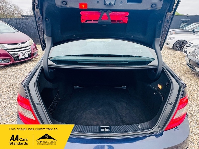 Used Mercedes-Benz C Class 2010 for sale - 77622163: Photo 9