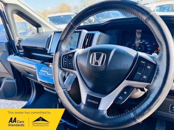 Used Honda Stepwagon 2013 for sale - 75144252: Photo 18