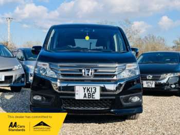 Used Honda Stepwagon  for sale - 75144252: Photo