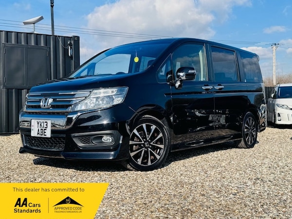 Used Honda Stepwagon 2013 for sale - 75144252: Photo 3