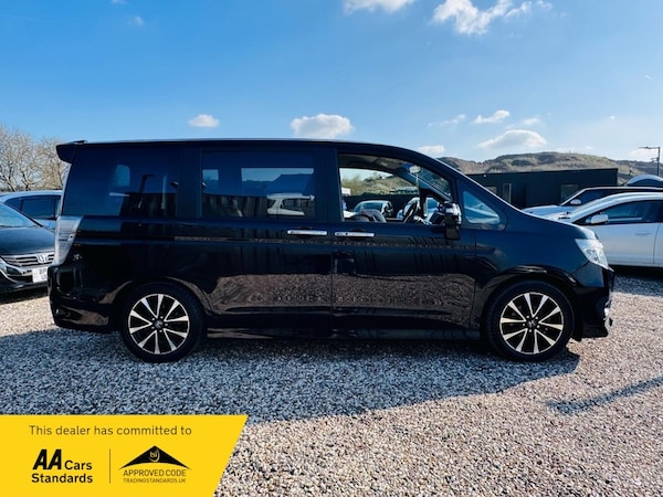 Used Honda Stepwagon 2013 for sale - 75144252: Photo 8