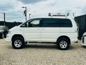 Used Mitsubishi Delica 2006 for sale - 79585967: Photo