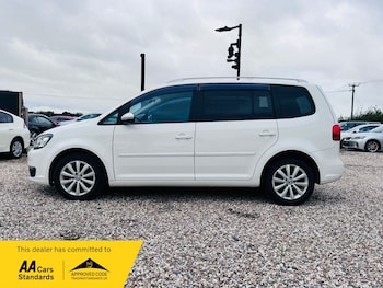 Used Volkswagen Touran  for sale - 75165031: Photo
