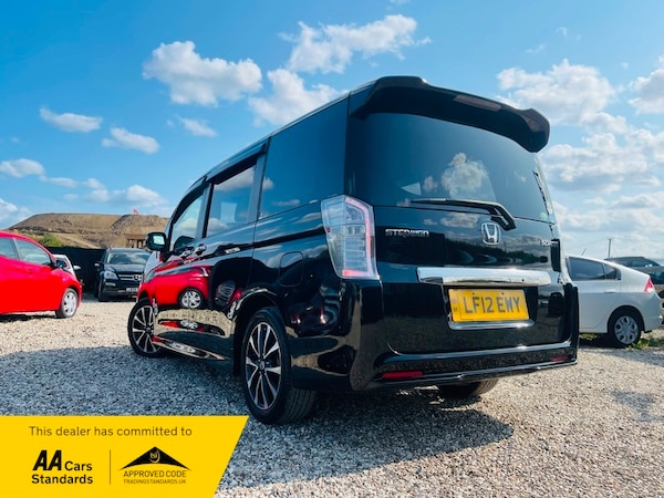 Used Honda Stepwagon 2012 for sale - 75265392: Photo 5