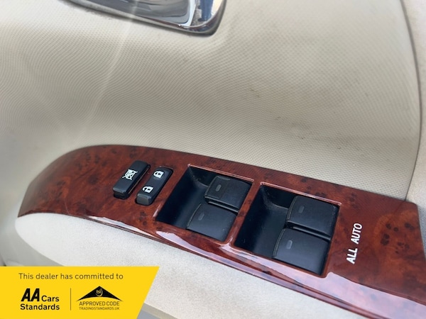 Used Toyota Estima 2010 for sale - 75243184: Photo 20