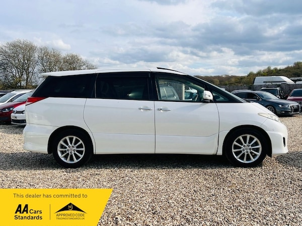 Used Toyota Estima 2010 for sale - 75243184: Photo 8