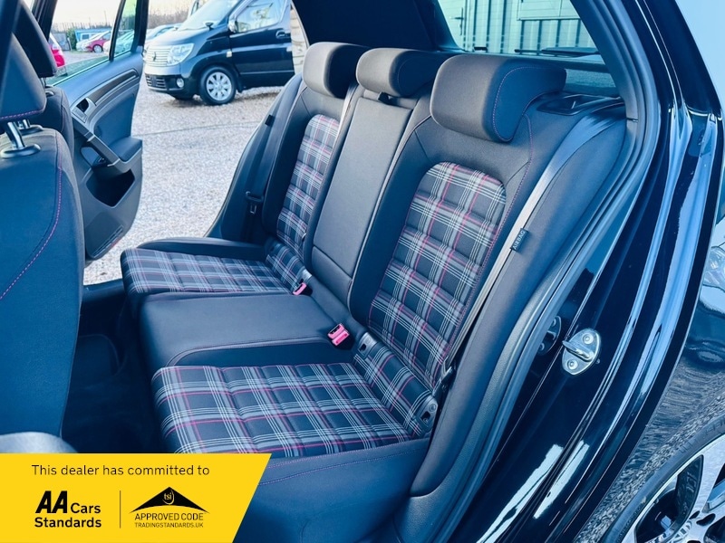 Used Volkswagen Golf 2015 for sale - 77166063: Photo 11