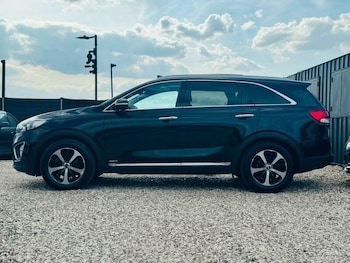 Used Kia Sorento 2016 for sale - 79328117: Photo