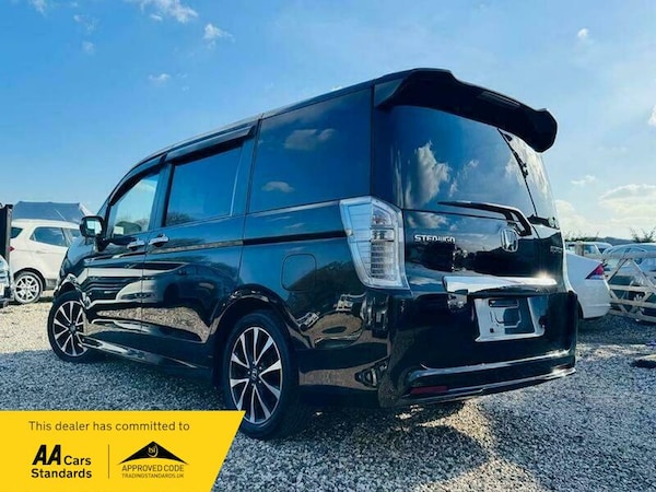Used Honda Stepwagon 2012 for sale - 75144256: Photo 5