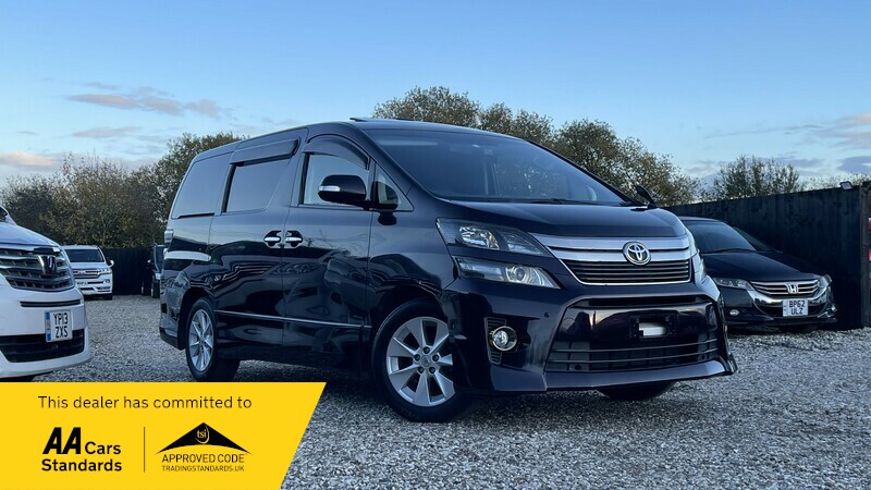 Used Toyota Vellfire 2014 for sale - 76798971: Photo 1