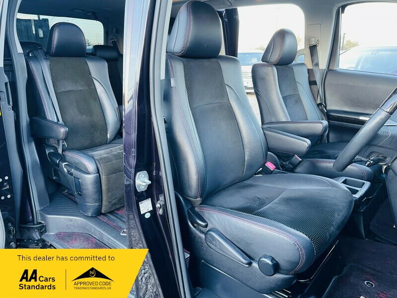 Used Toyota Vellfire 2014 for sale - 76798971: Photo 14