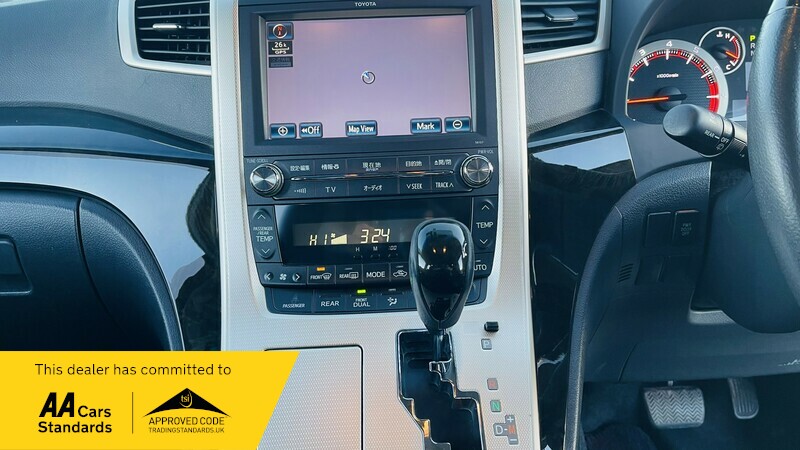 Used Toyota Vellfire 2014 for sale - 76798971: Photo 18