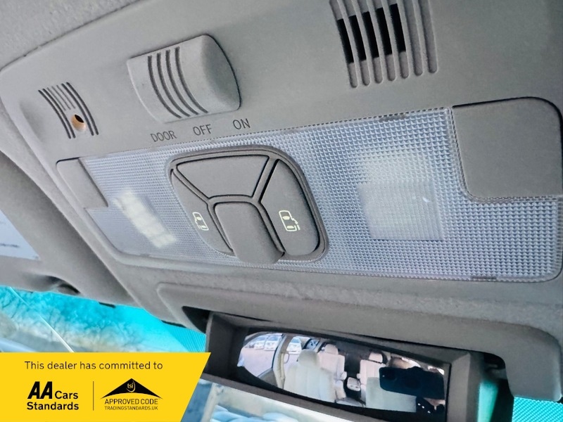 Used Toyota Estima 2022 for sale - 77166058: Photo 19