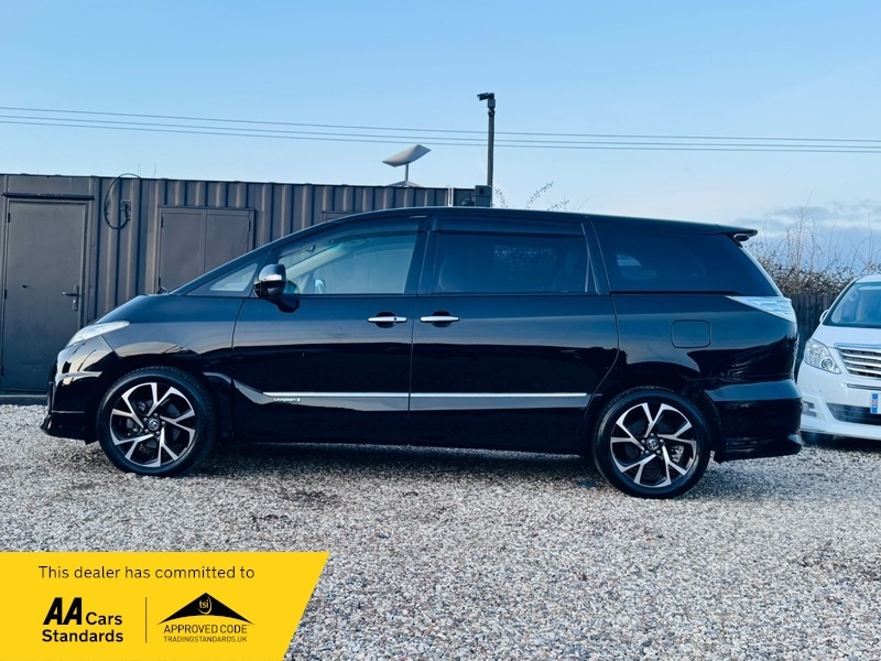 Used Toyota Estima 2022 for sale - 77166058: Photo 4