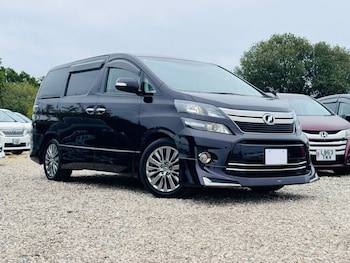 Toyota - Vellfire