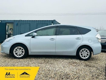 Used Toyota Prius+ undefined for sale - 79603121: Photo