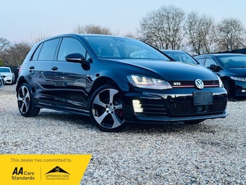 Used Volkswagen Golf 2015 for sale - 78228373: Photo