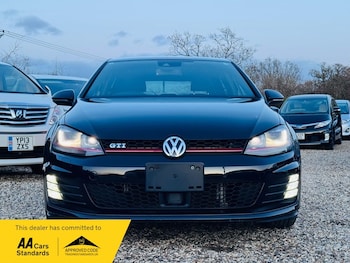 Used Volkswagen Golf 2015 for sale - 78228373: Photo