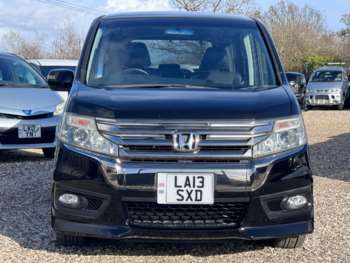 Used Honda Stepwagon 2013 for sale - 73844194: Photo
