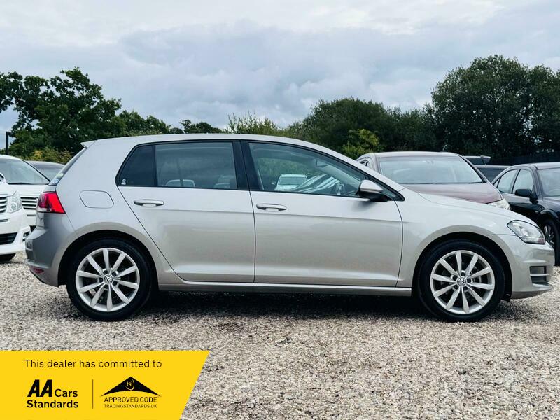 Used Volkswagen Golf 2015 for sale - 76029855: Photo 11