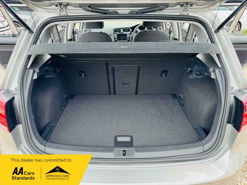 Used Volkswagen Golf 2015 for sale - 76029855: Photo 12