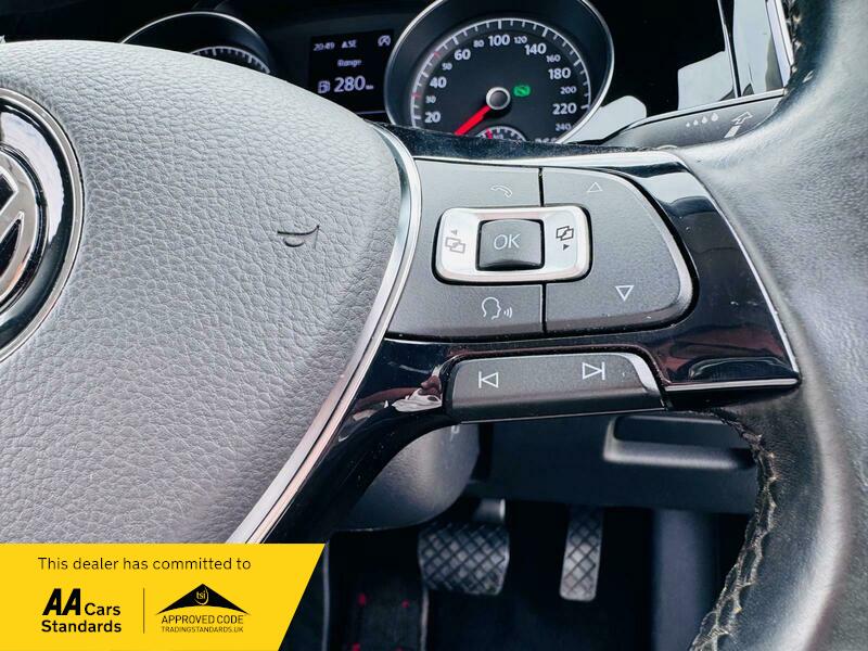 Used Volkswagen Golf 2015 for sale - 76029855: Photo 20