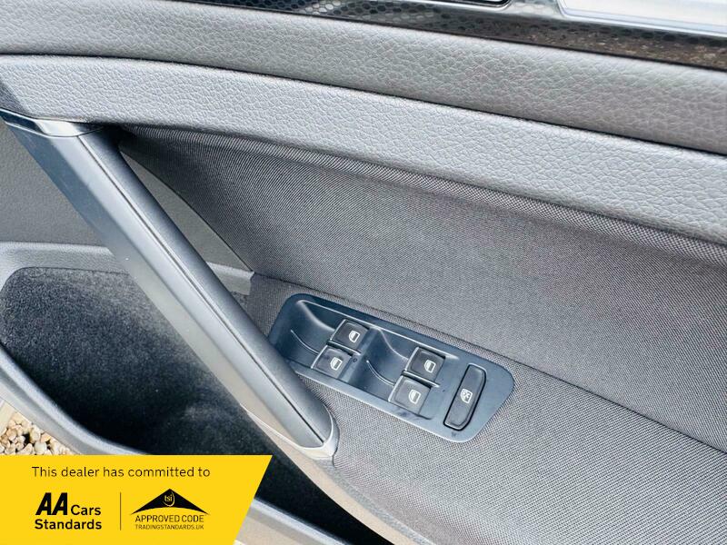 Used Volkswagen Golf 2015 for sale - 76029855: Photo 23