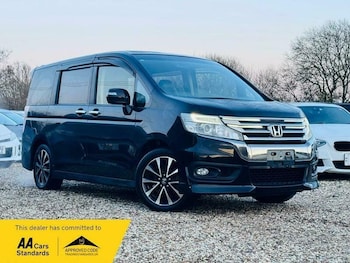 Used Honda Stepwagon 2014 for sale - 79152585: Photo