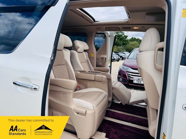 Used Toyota Alphard 2013 for sale - 75488714: Photo 10