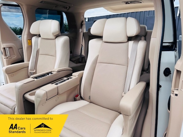 Used Toyota Alphard 2013 for sale - 75488714: Photo 11