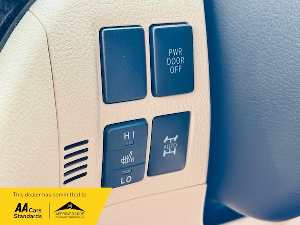 Used Toyota Alphard 2013 for sale - 75488714: Photo 23