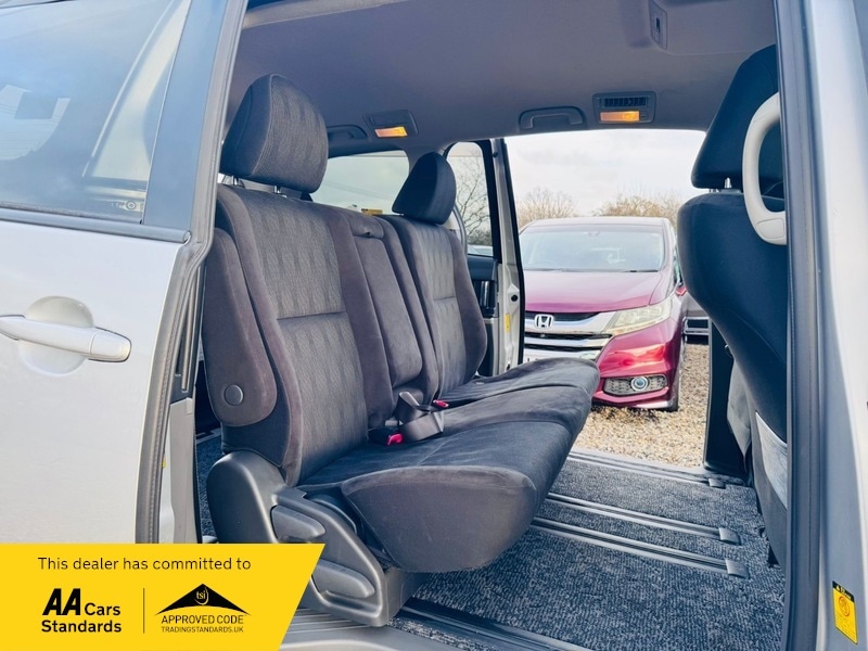 Used Toyota Estima 2010 for sale - 77065460: Photo 12