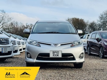 Used Toyota Estima 2010 for sale - 77065460: Photo