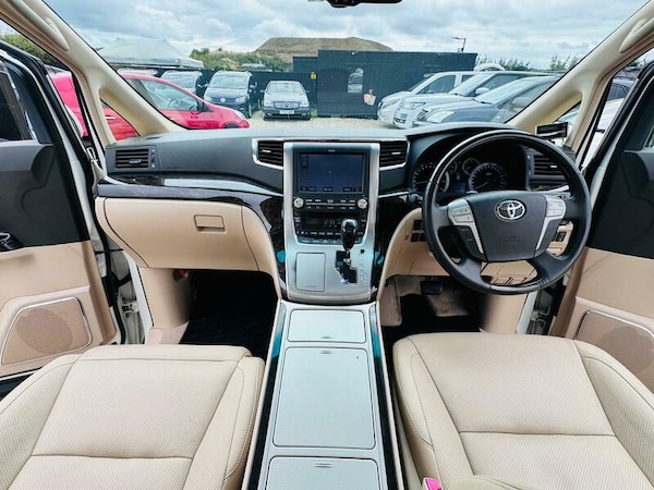 Used Toyota Vellfire 2014 for sale - 76197391: Photo 20