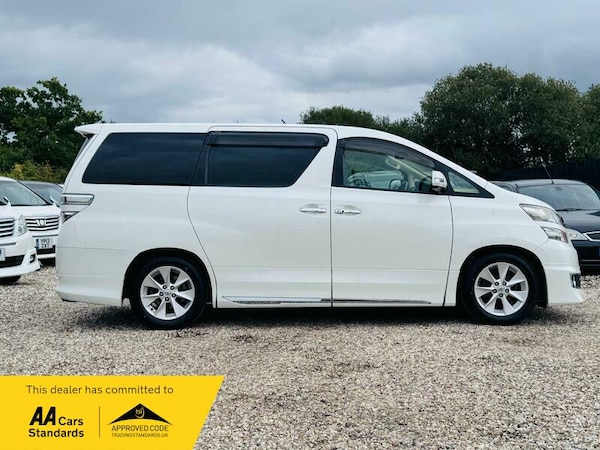 Used Toyota Vellfire 2014 for sale - 76197391: Photo 8