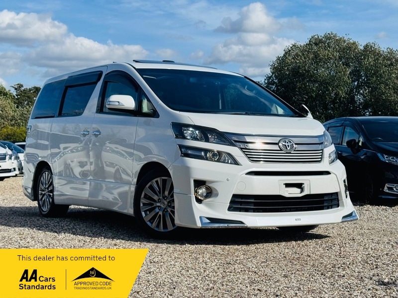 Used Toyota Vellfire 2013 for sale - 76029783: Photo 1