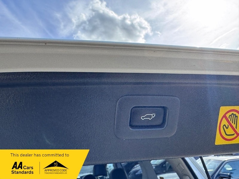 Used Toyota Vellfire 2013 for sale - 76029783: Photo 11