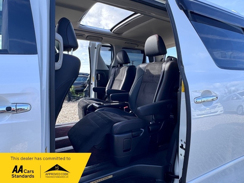 Used Toyota Vellfire 2013 for sale - 76029783: Photo 13