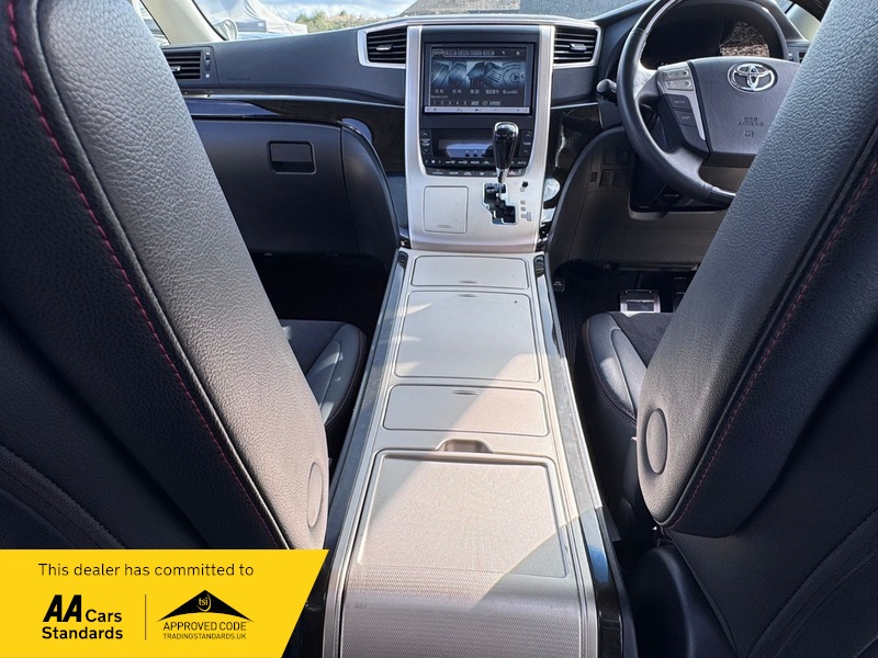 Used Toyota Vellfire 2013 for sale - 76029783: Photo 17