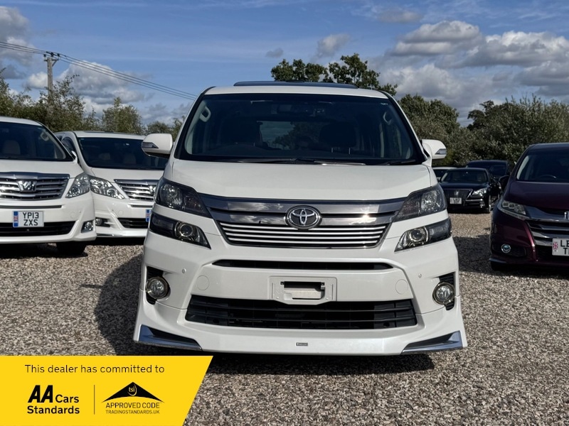 Used Toyota Vellfire 2013 for sale - 76029783: Photo 2
