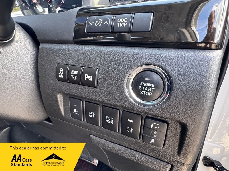 Used Toyota Vellfire 2013 for sale - 76029783: Photo 23