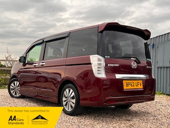 Used Honda Stepwagon 2012 for sale - 79277023: Photo