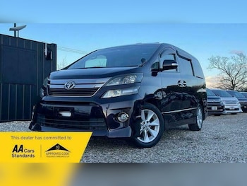 Used Toyota Vellfire 2014 for sale - 78570829: Photo