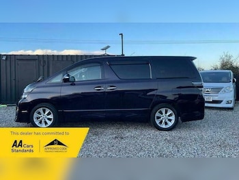 Used Toyota Vellfire 2014 for sale - 78570829: Photo