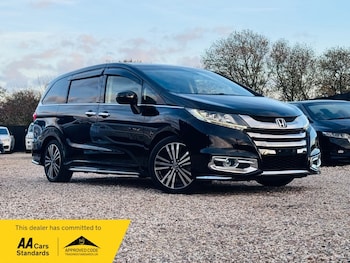 2014 - 2.4 I-VETC AUTO ABSOLUTE MODEL MPV 2014