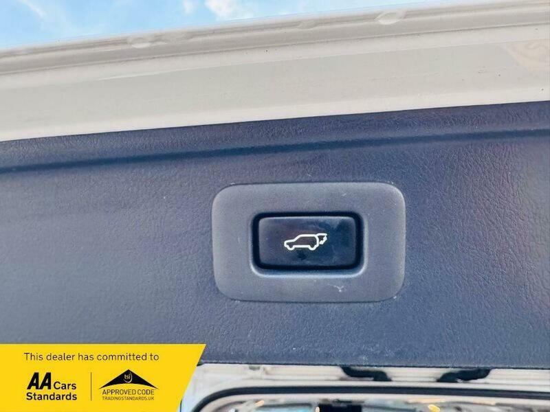 Used Toyota Alphard 2013 for sale - 76950887: Photo 10