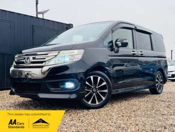 Used Honda Stepwagon 2013 for sale - 75144273: Photo