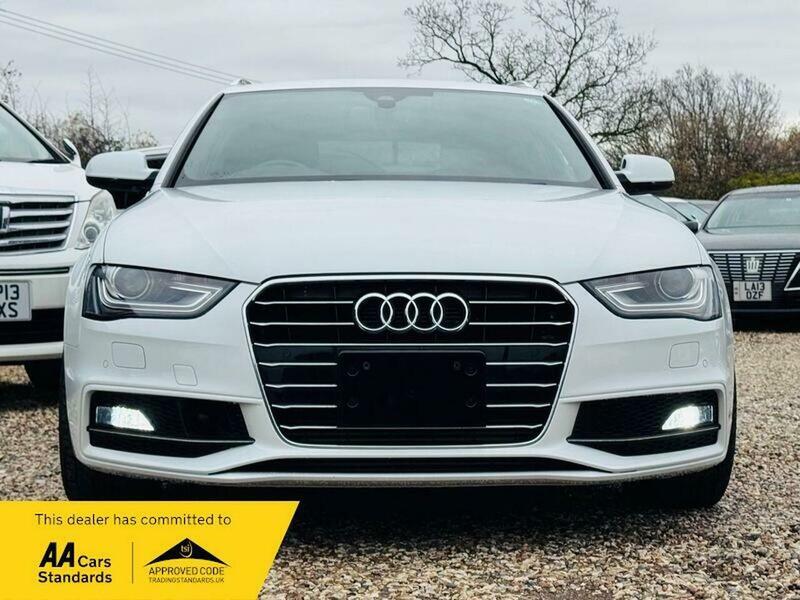 Used Audi A4 Avant 2015 for sale - 76896676: Photo 2