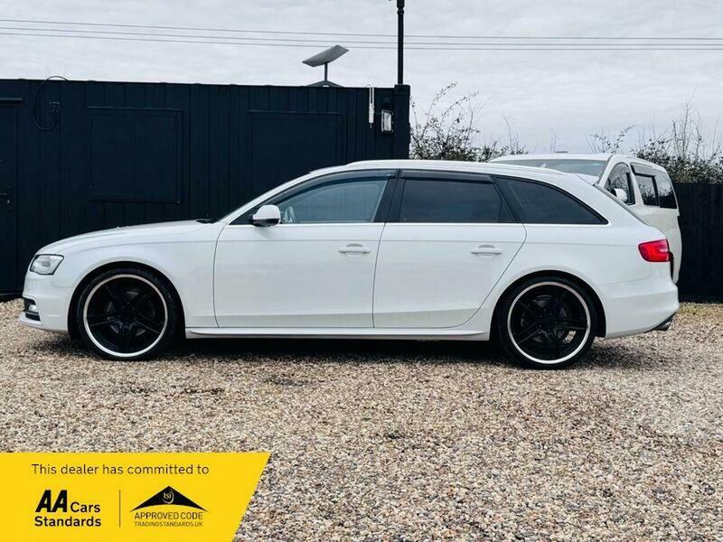Used Audi A4 Avant 2015 for sale - 76896676: Photo 4