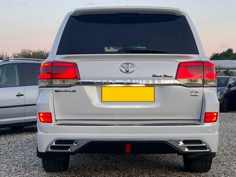 Used Toyota Landcruiser 2010 for sale - 76093103: Photo 6